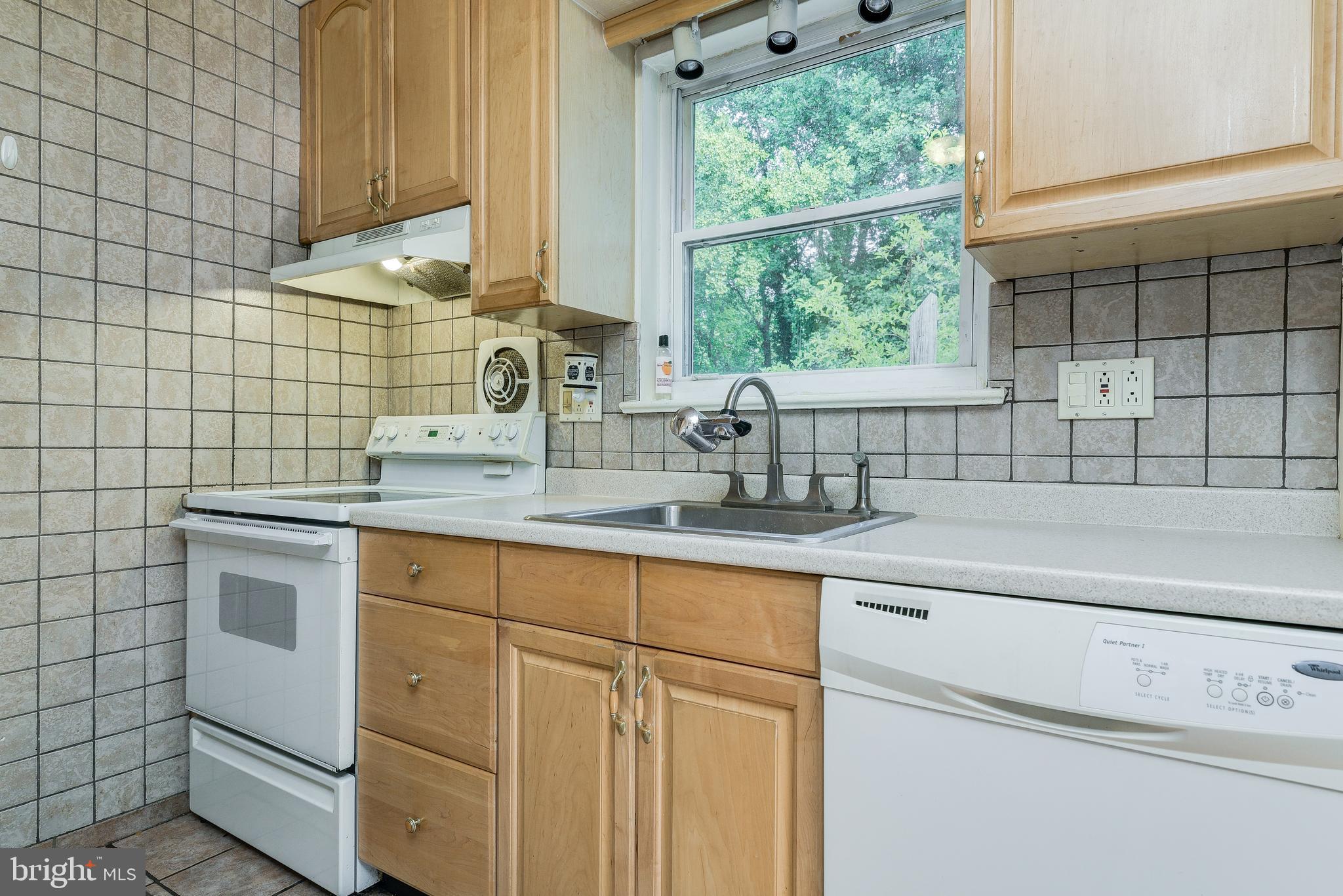 4058 Adams Drive Silver Spring, MD 20902 - Photo 15 of 48 Gallery Image 15