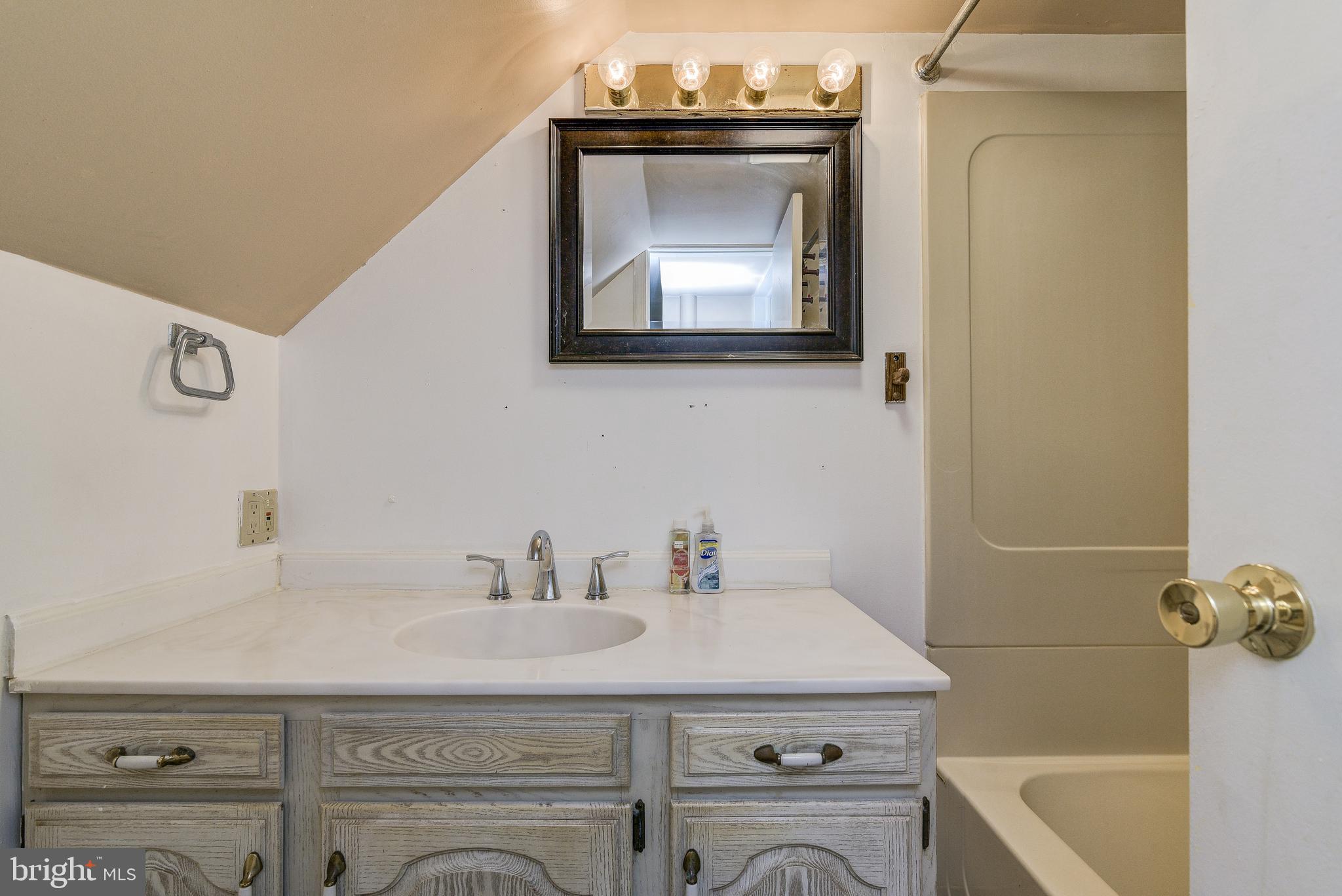 4058 Adams Drive Silver Spring, MD 20902 - Photo 39 of 48 Gallery Image 39