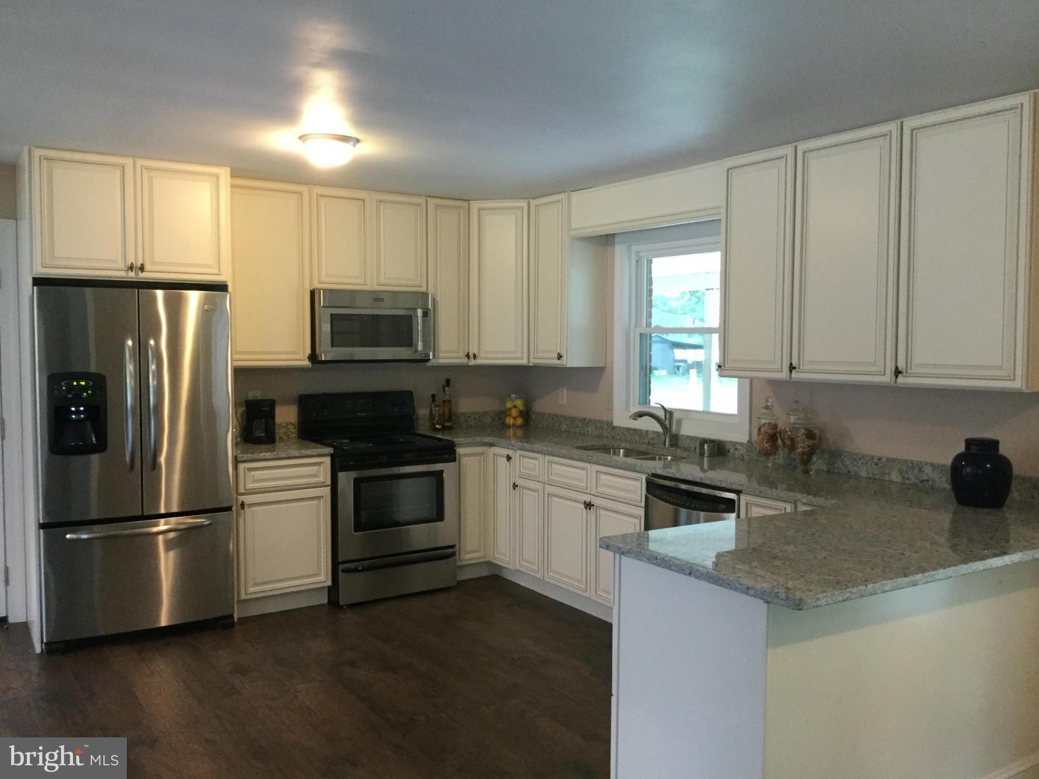 12365 Rock Point Road Newburg, MD 20664 - Photo 4 of 24 Kitchen