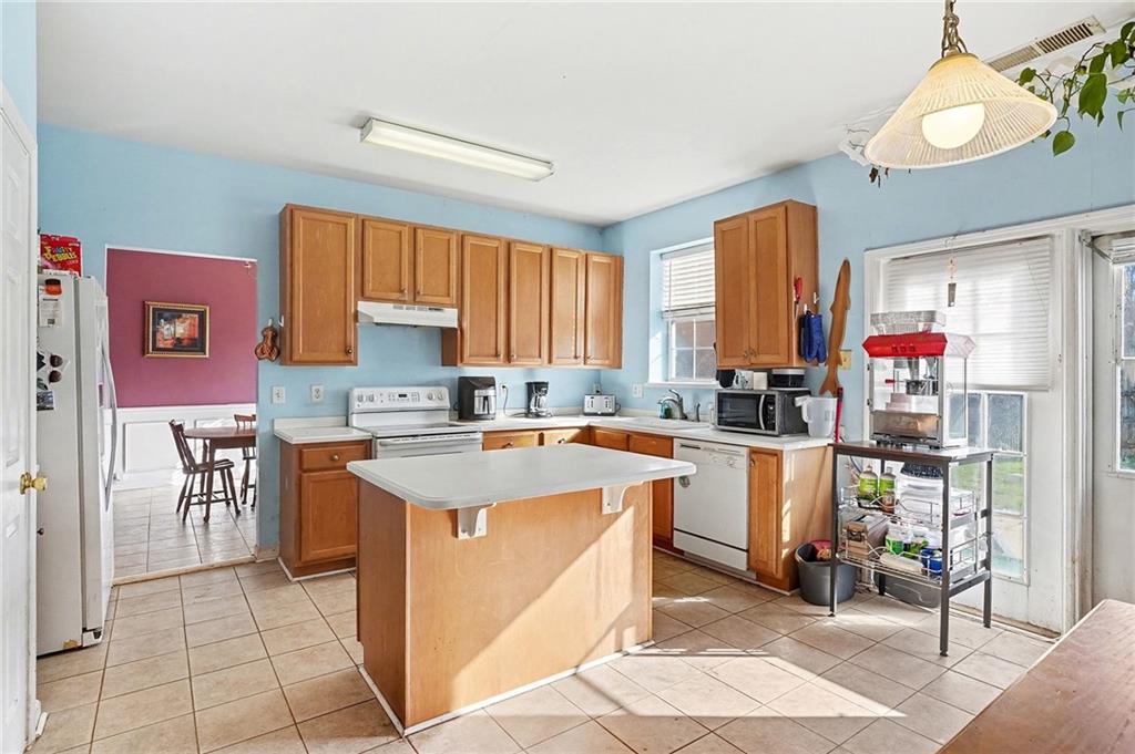 2201 Howell Farms Point Northwest Acworth, GA 30101 - Photo 5 of 22