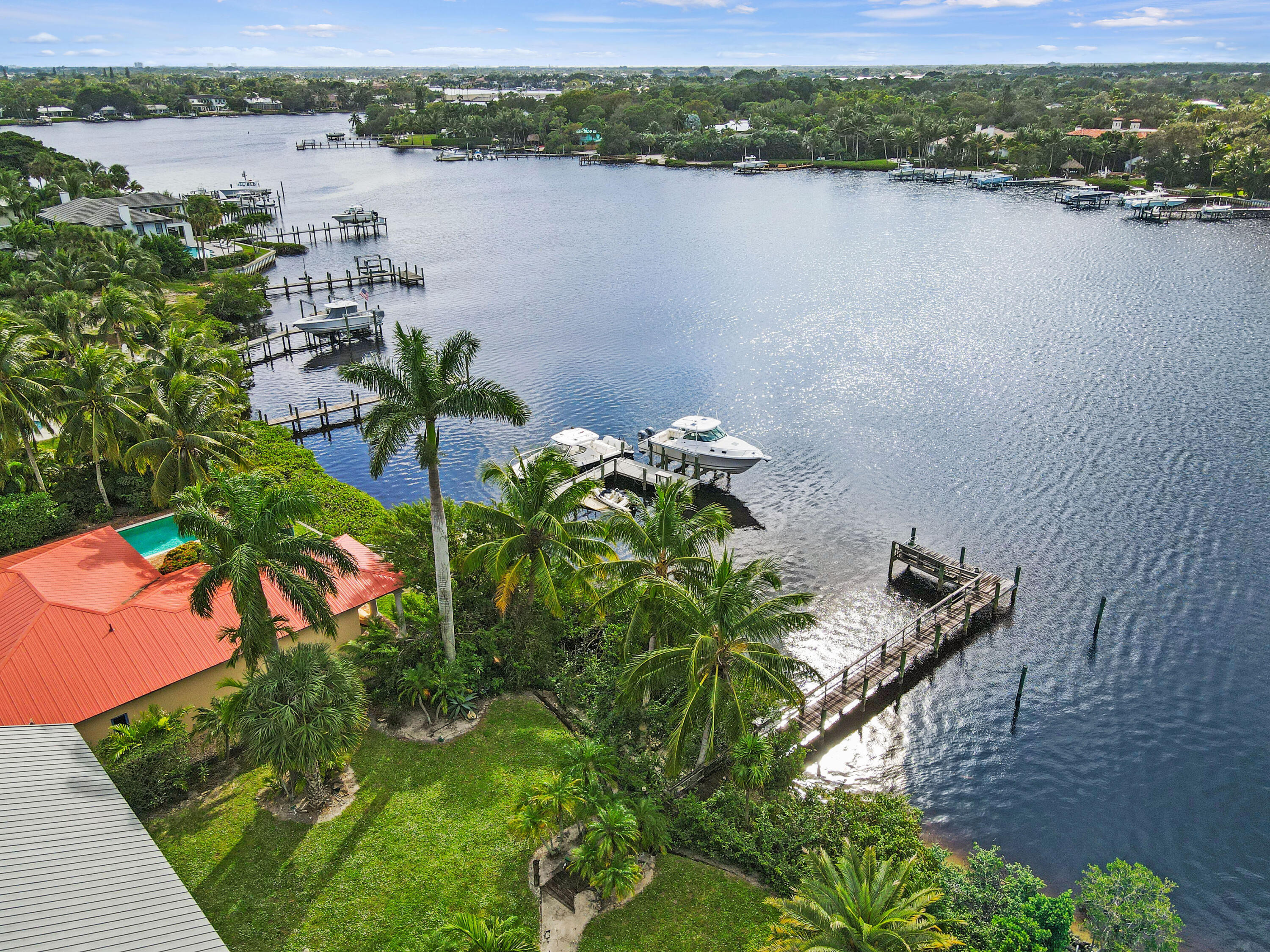 19697 North Riverside Drive Jupiter, FL 33469 - Photo 12 of 16 19697NRiversideDrAerials(13)