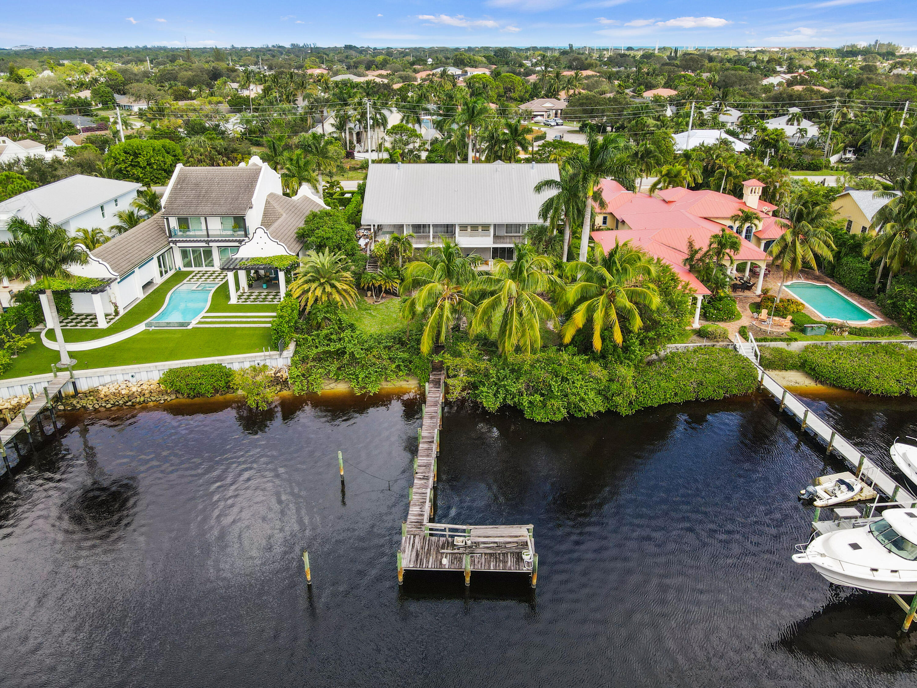 19697 North Riverside Drive Jupiter, FL 33469 - Photo 9 of 16 19697NRiversideDrAerials(7)