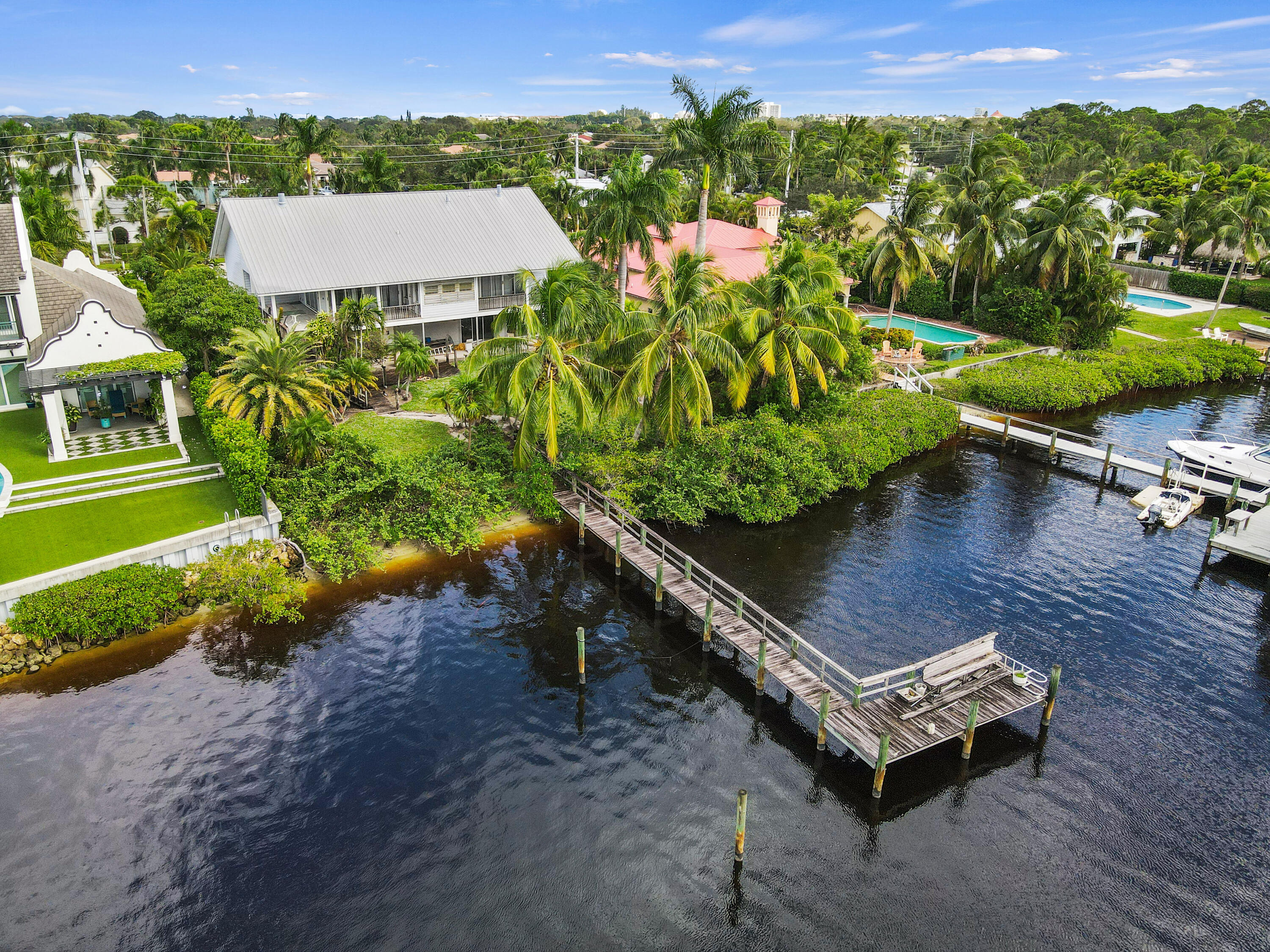 19697 North Riverside Drive Jupiter, FL 33469 - Photo 10 of 16 19697NRiversideDrAerials(8)