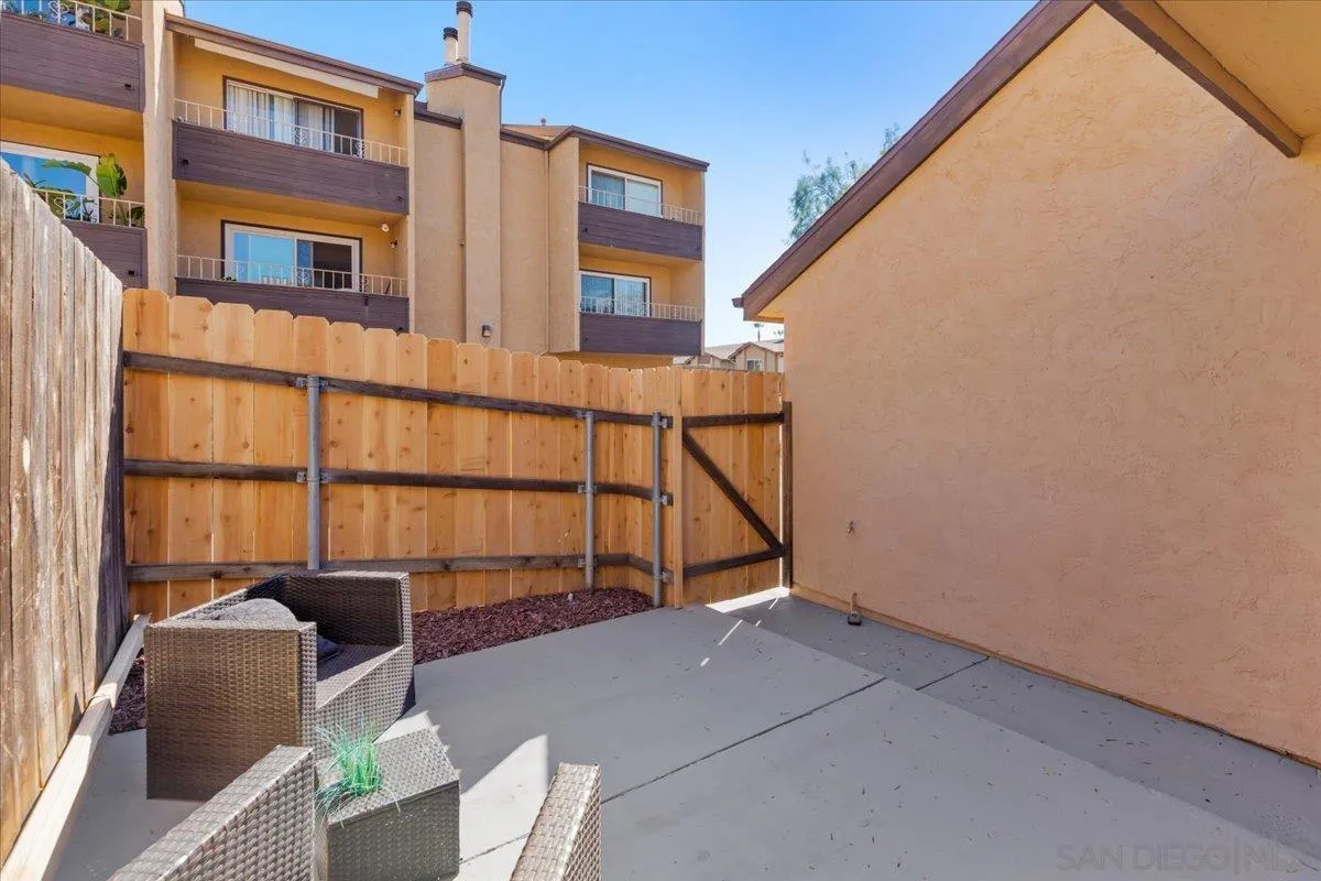 1572 Stone Edge Circle El Cajon, CA 92021 - Photo 31 of 34