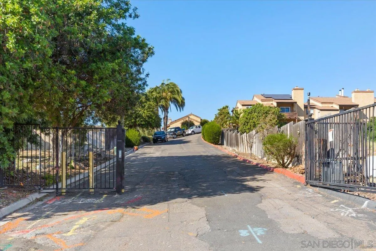 1572 Stone Edge Circle El Cajon, CA 92021 - Photo 33 of 34 a view of a yard with potted plants