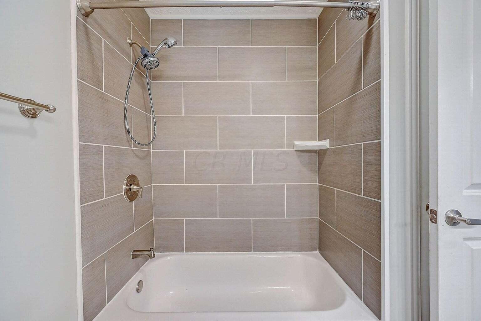 2523 McCutcheon Road Columbus, OH 43219 - Photo 29 of 43 20230725195648611420000000-o