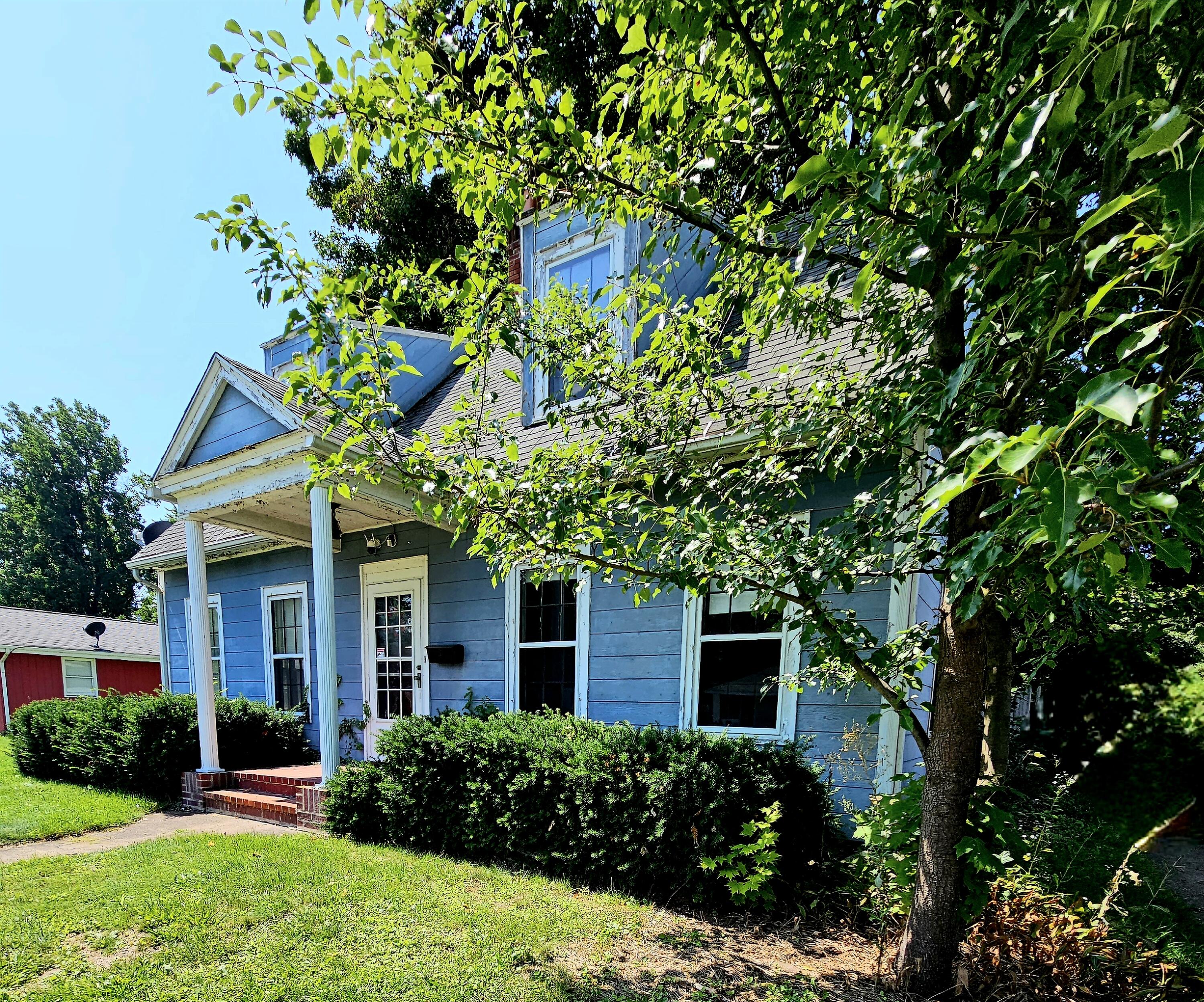 1004 North Main Street Three Rivers, MI 49093 - Photo 1 of 18 20230818_133324