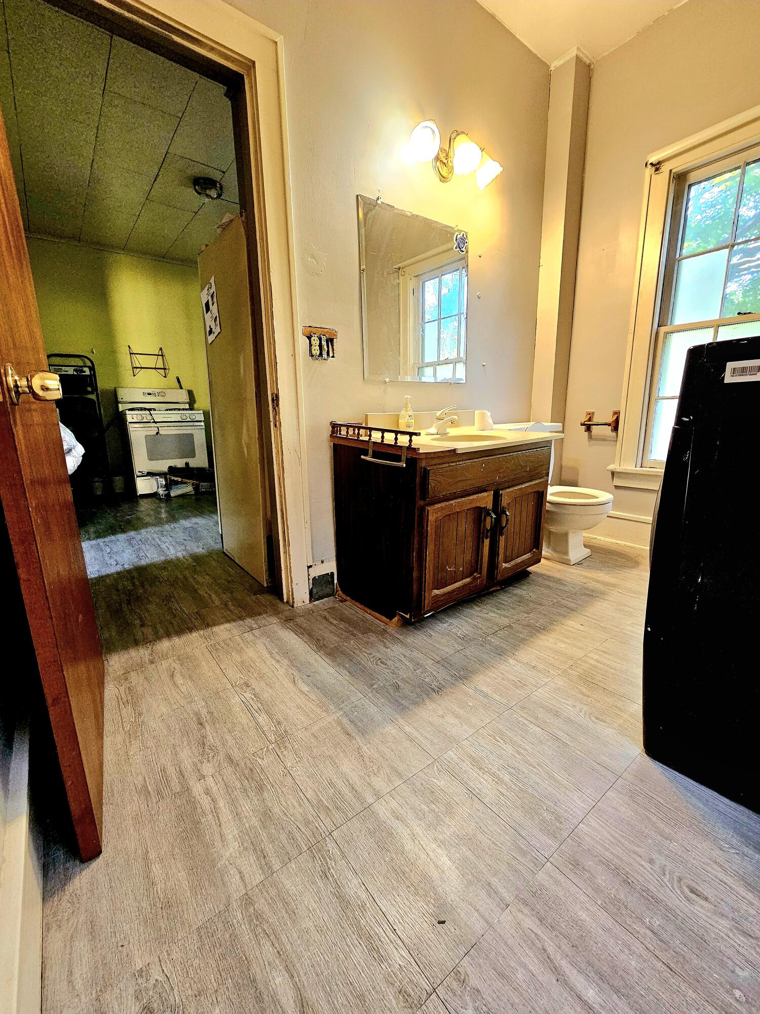 1004 North Main Street Three Rivers, MI 49093 - Photo 4 of 18 20230818_132922