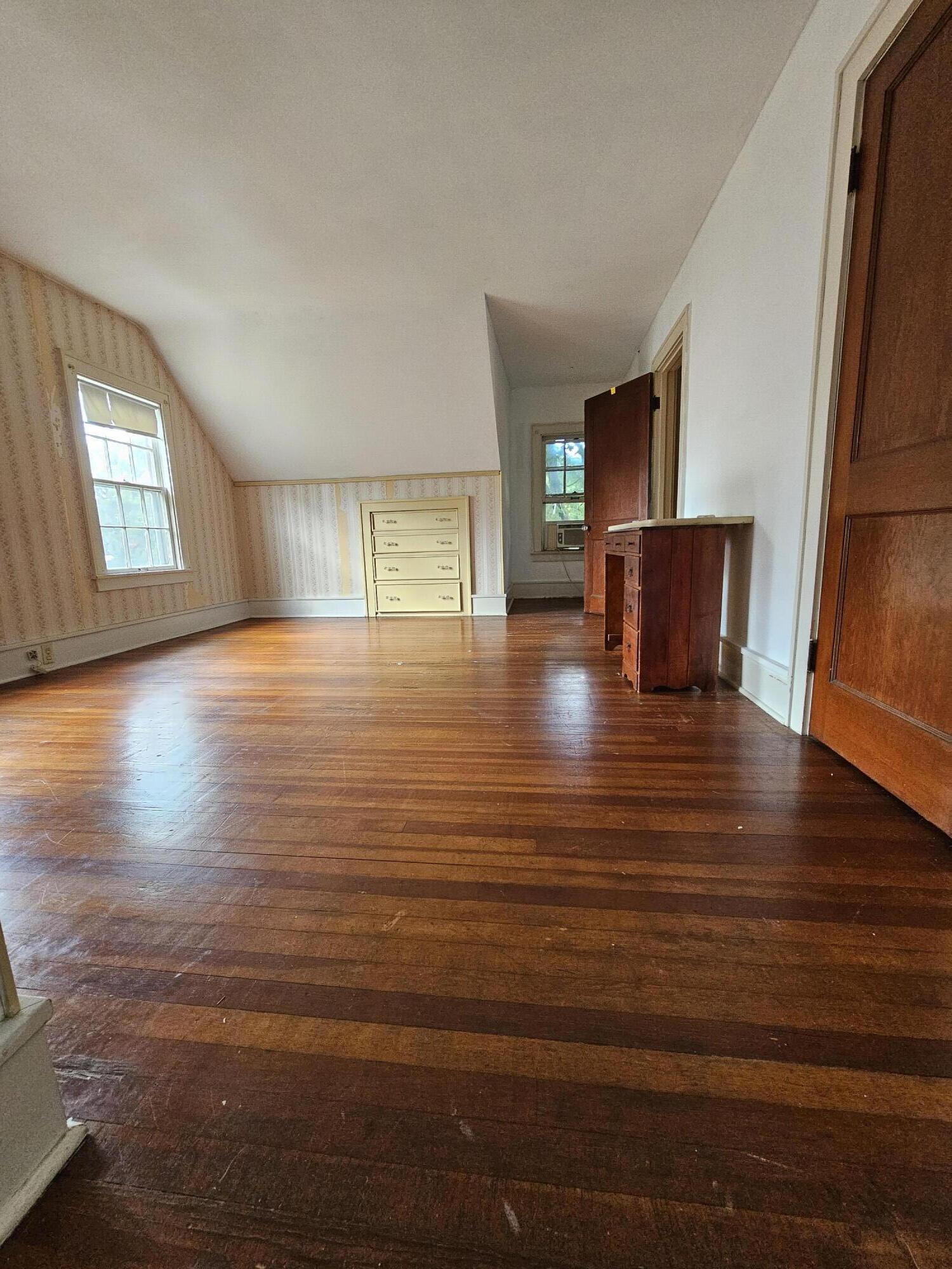 1004 North Main Street Three Rivers, MI 49093 - Photo 8 of 18 20230729_133323(0)