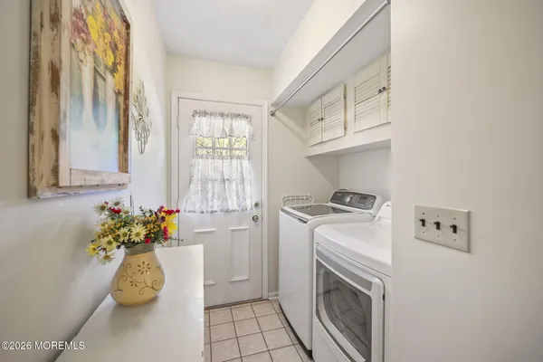$869,000 | 9 Traymore Road, Freehold, NJ 07728
