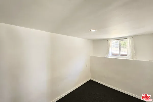 $1,800 | 1718 Grafton Street, Los Angeles, CA 90026