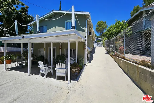 $1,800 | 1718 Grafton Street, Los Angeles, CA 90026