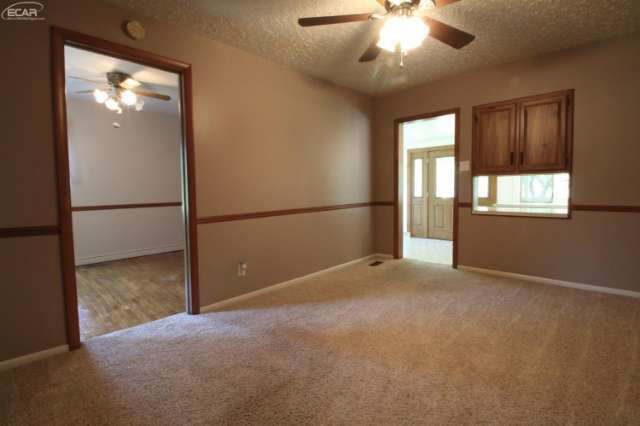 6044 West Frances Road Clio, MI 48420 - Photo 16 of 34 21199652-15.JPG