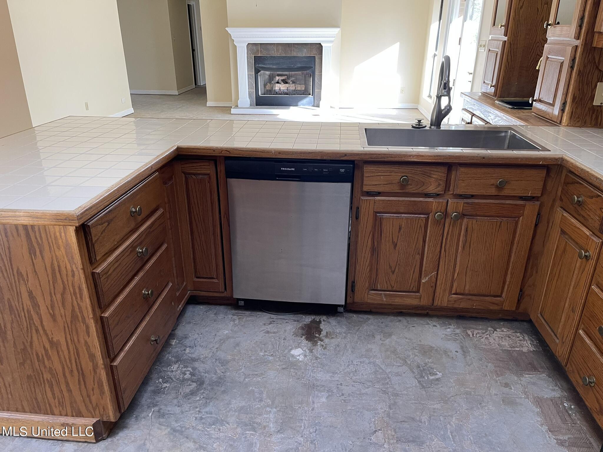 384 Ponta Hills Road Meridian, MS 39305 - Photo 6 of 18 IMG_0289 - Copy