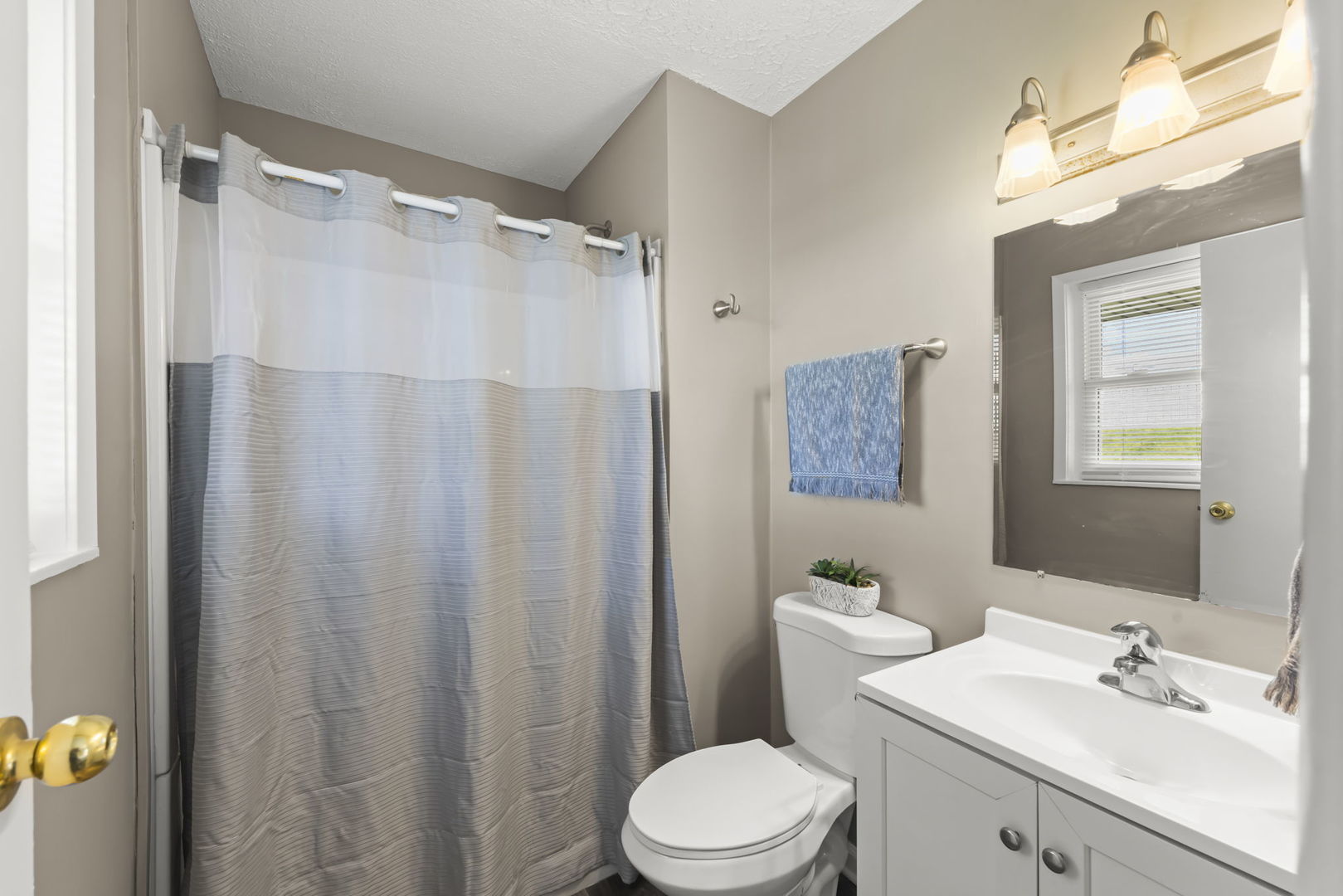 52 Beacon Avenue Romeoville, IL 60446 - Photo 13 of 22 Gallery Image 13