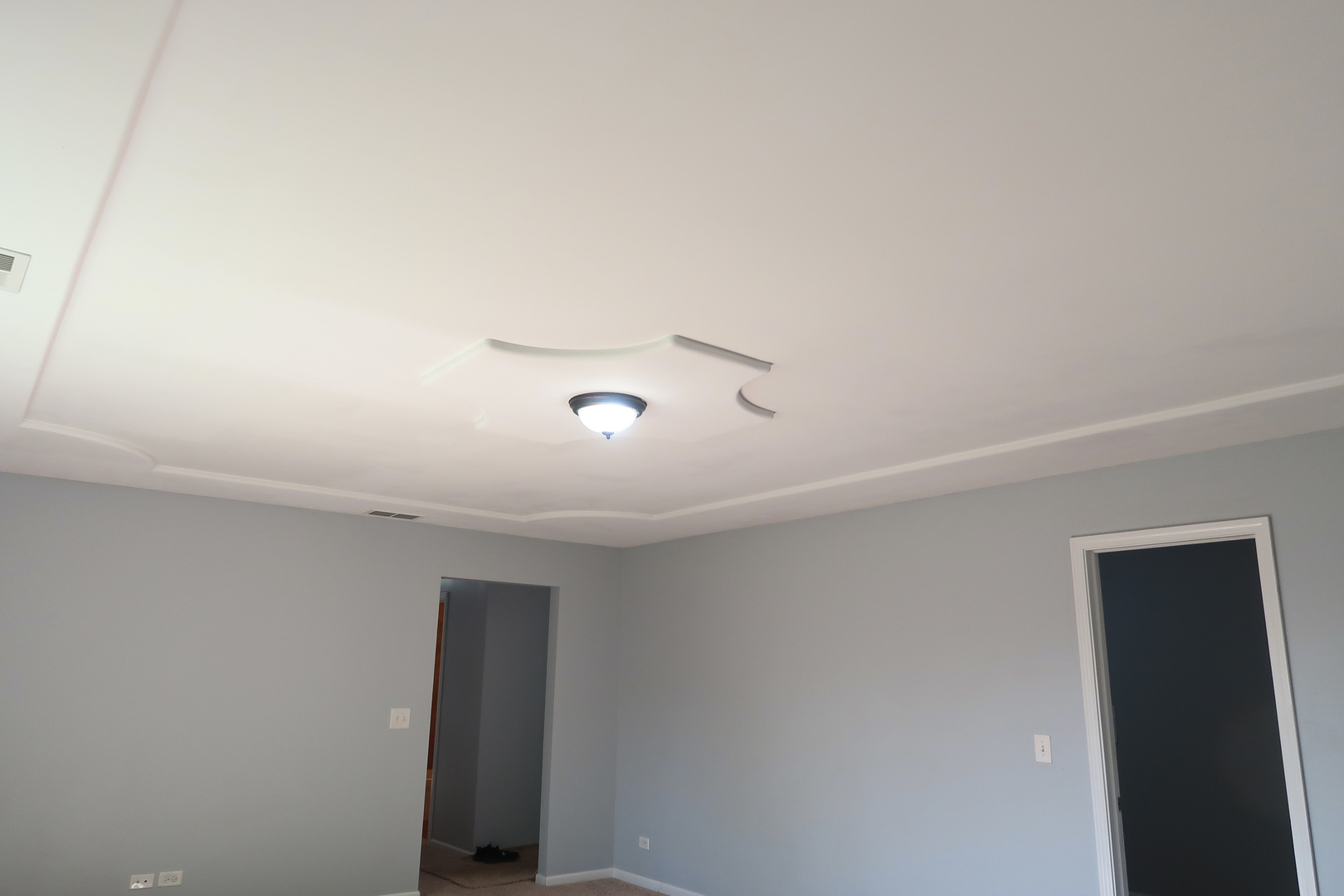 129 Kingston Road Bolingbrook, IL 60440 - Photo 7 of 37 a view of a room with an empty space