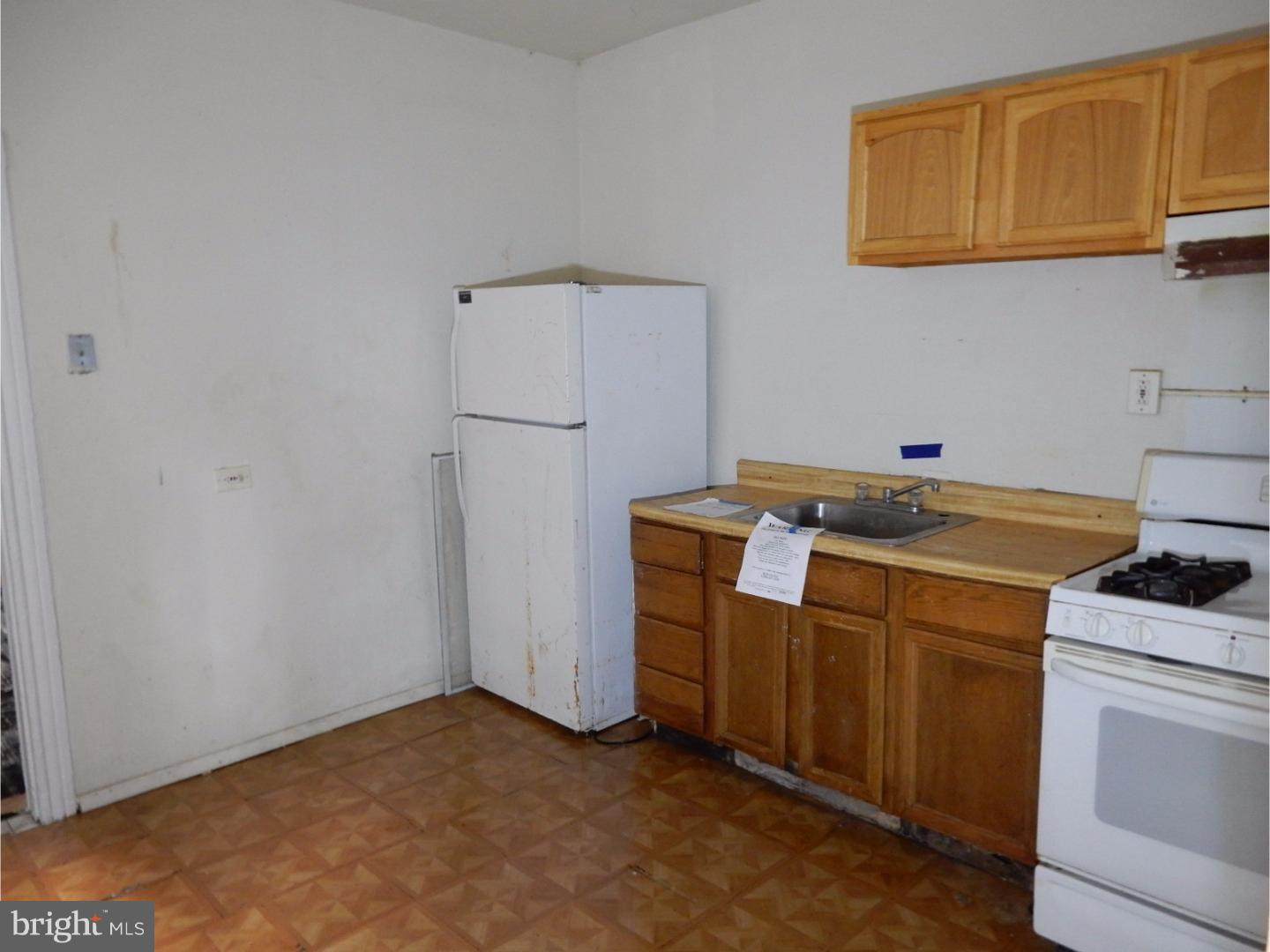 1346 East Rittenhouse Street Philadelphia, PA 19138 - Photo 14 of 25 Kitchen