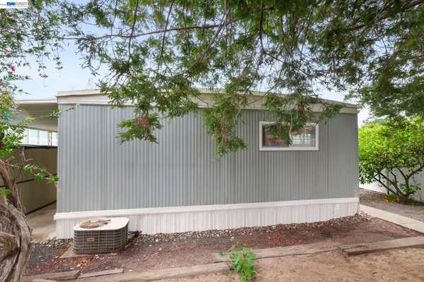 $245,000 | 3231 Vineyard Avenue, Unit 94, Pleasanton, CA 94566