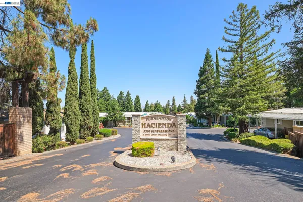 $245,000 | 3231 Vineyard Avenue, Unit 94, Pleasanton, CA 94566