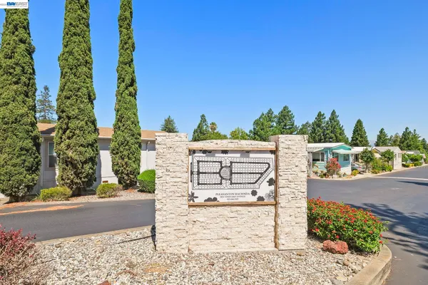 $245,000 | 3231 Vineyard Avenue, Unit 94, Pleasanton, CA 94566