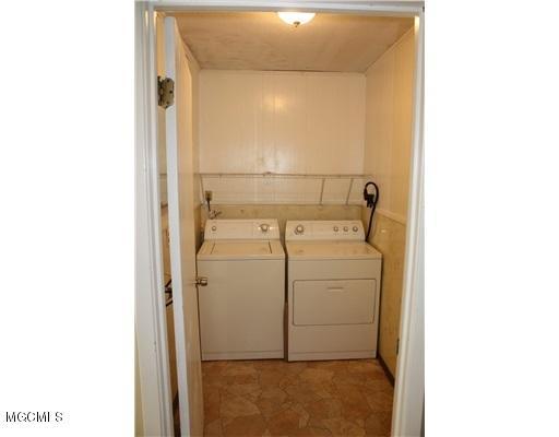 439 Beaver Dam Road Perkinston, MS 39573 - Photo 6 of 13 Interior