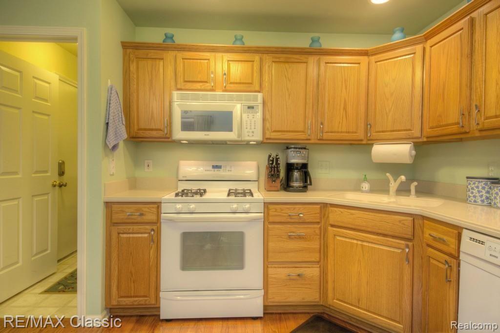 610 Cherry Grove Road, Unit 115 Canton, MI 48188 - Photo 13 of 33 Gallery Image 13