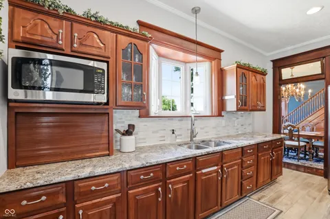 $525,000 | 2720 South 650 East, Whitestown, IN 46075