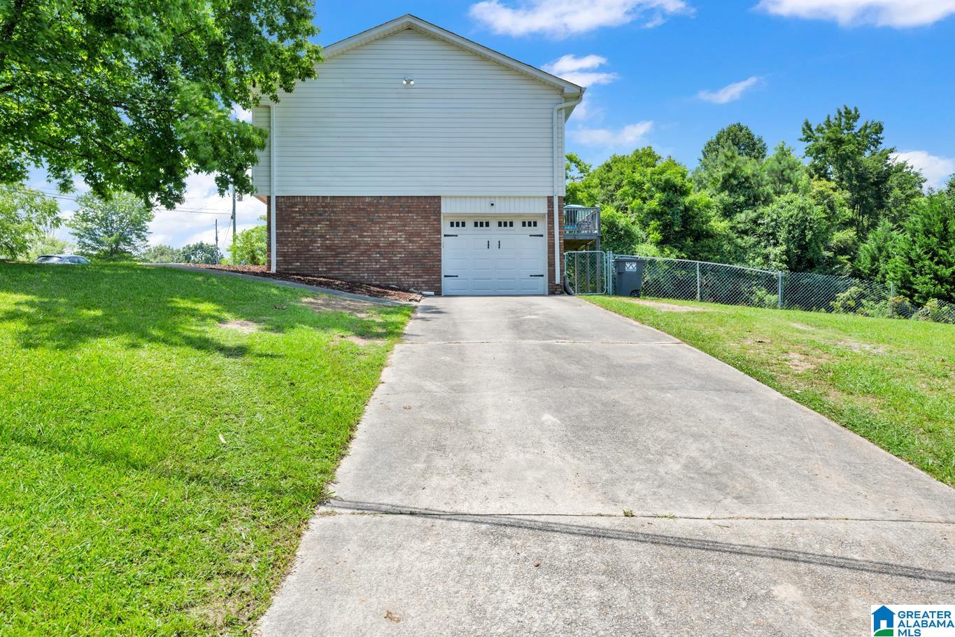 101 Pinehurst Road Trussville, AL 35173 - Photo 7 of 31
