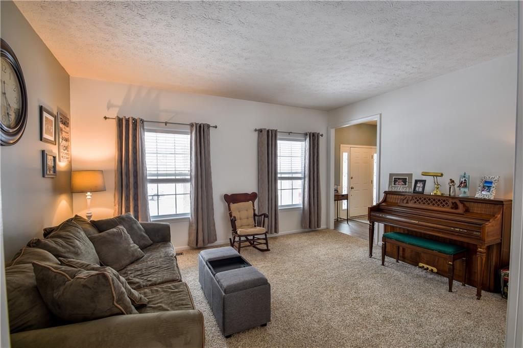 8249 Carloway Road Indianapolis, IN 46236 - Photo 10 of 26 Gallery Image 10