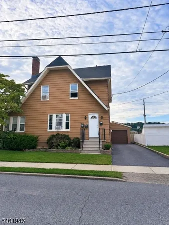 $2,300 | 5 Garfield Place, Totowa, NJ 07512