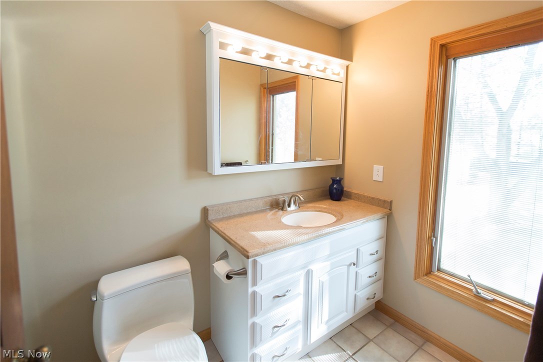 17637 Shurmer Road Strongsville, OH 44136 - Photo 15 of 35 Gallery Image 15
