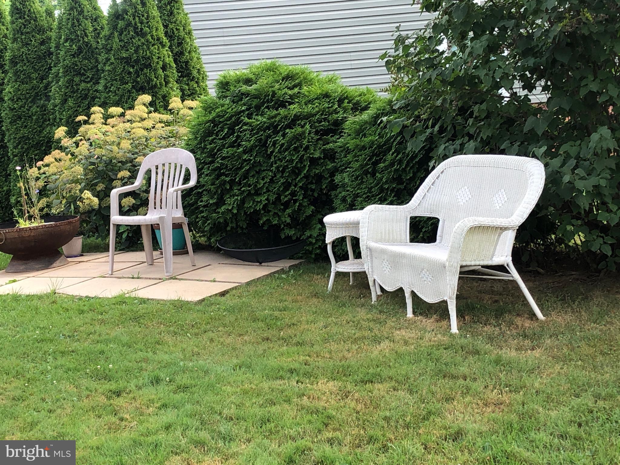 502 South 3rd Avenue Lebanon, PA 17042 - Photo 22 of 27 a white table sitting in a backyard of a house