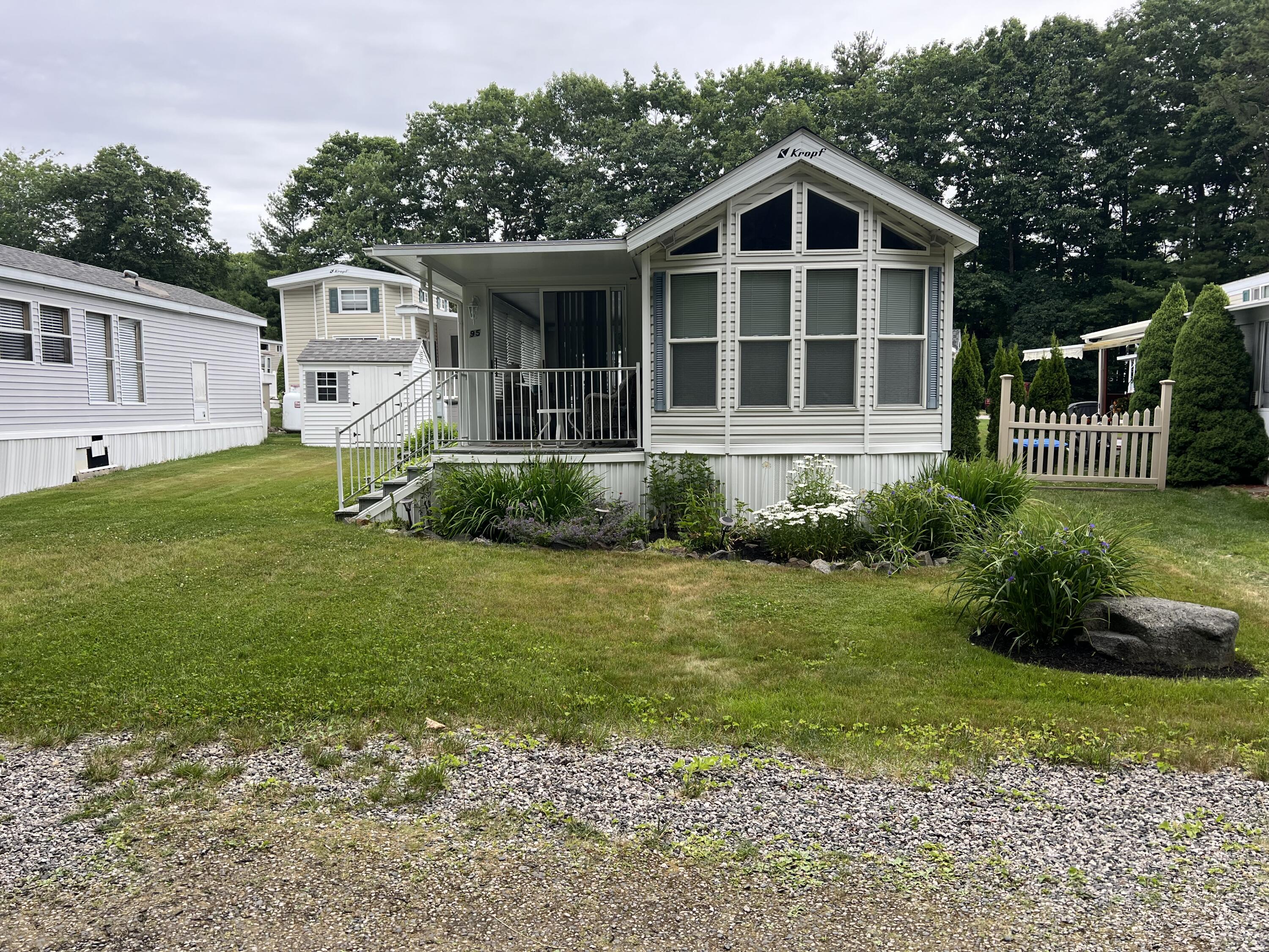 430 Post Road, Unit 95 Wells, ME 04090 - Photo 1 of 11 IMG_6829