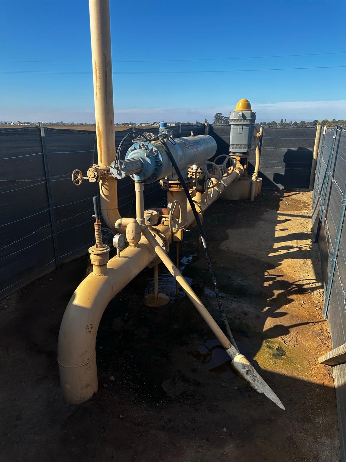581 San Juan Grade Road Salinas, CA 93906 - Photo 10 of 12 a view of a balcony with chairs