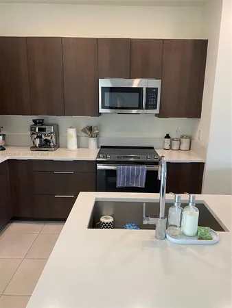 $3,100 | 4745 Northwest 84th Court, Unit 48, Doral, FL 33166