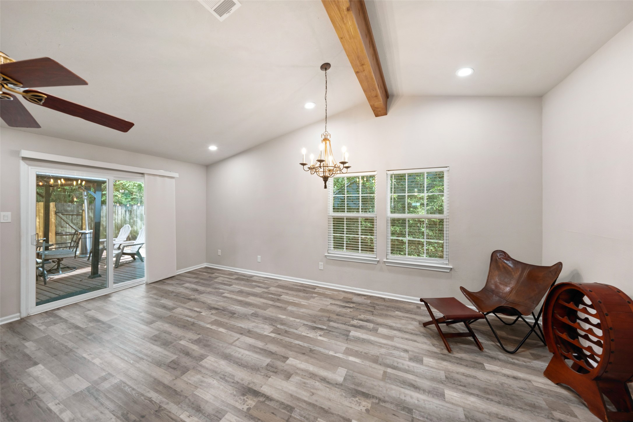 69 South Brookberry Court The Woodlands, TX 77381 - Photo 16 of 27 Gallery Image 16