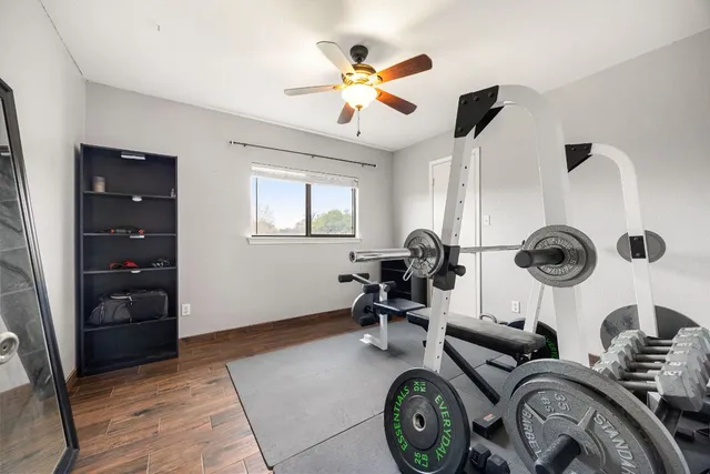 a view of livingroom with furniture and windows