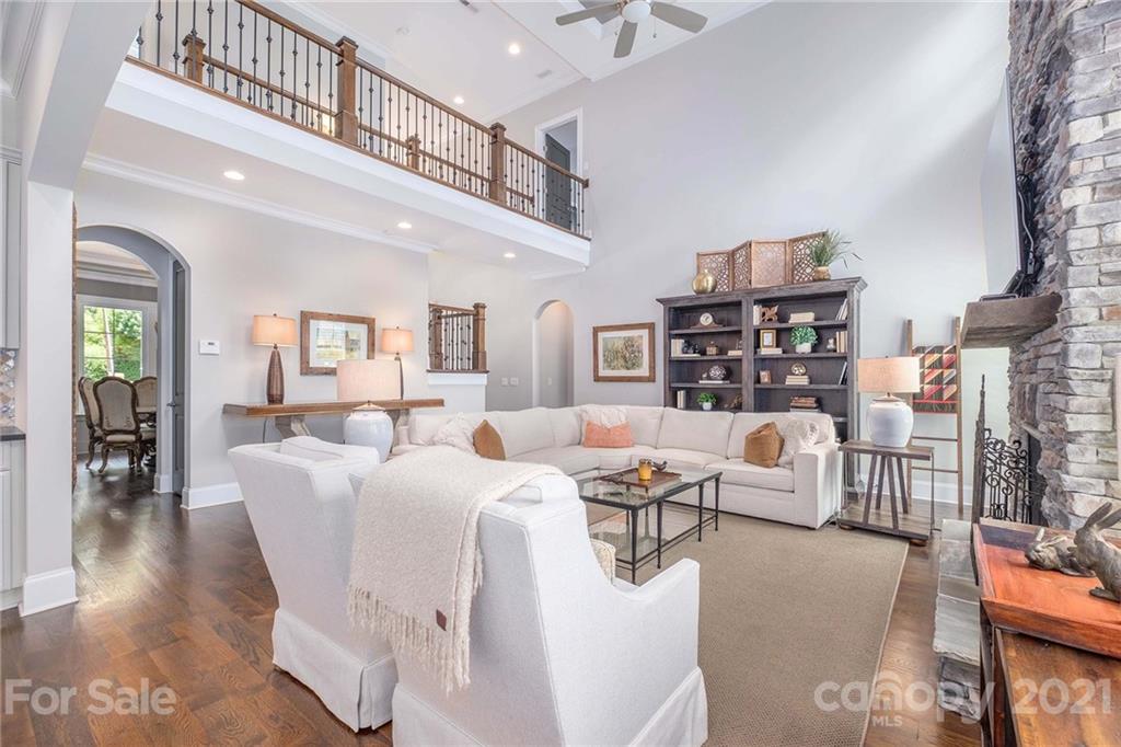 414 South Sharon Amity Road Charlotte, NC 28211 - Photo 13 of 34 Gallery Image 13
