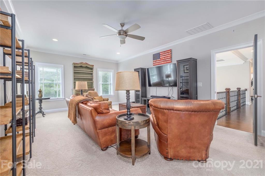 414 South Sharon Amity Road Charlotte, NC 28211 - Photo 18 of 34 Gallery Image 18