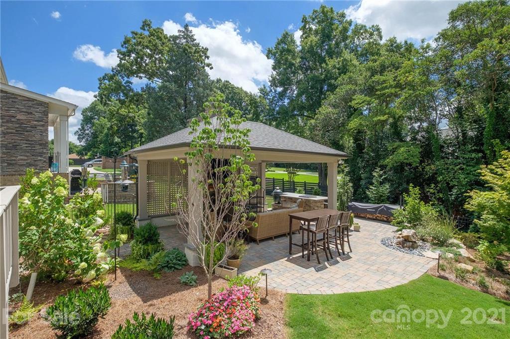 414 South Sharon Amity Road Charlotte, NC 28211 - Photo 26 of 34 Gallery Image 26
