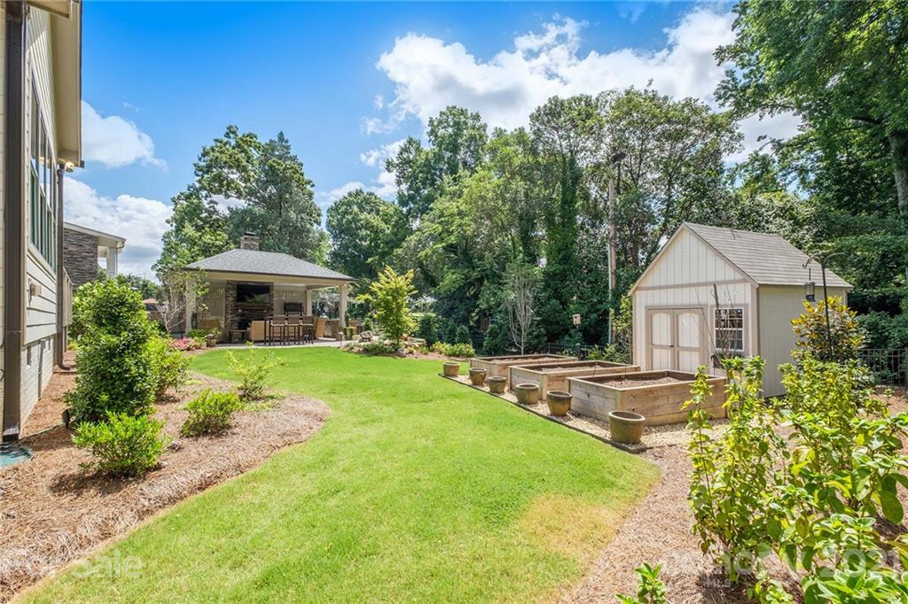 414 South Sharon Amity Road Charlotte, NC 28211 - Photo 31 of 34 Gallery Image 31