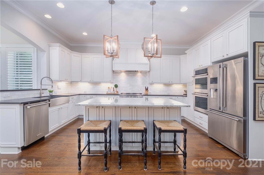 414 South Sharon Amity Road Charlotte, NC 28211 - Photo 6 of 34 Gallery Image 6