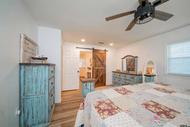 $320,000 | 400 Crestview, Hughes Springs, TX 75656