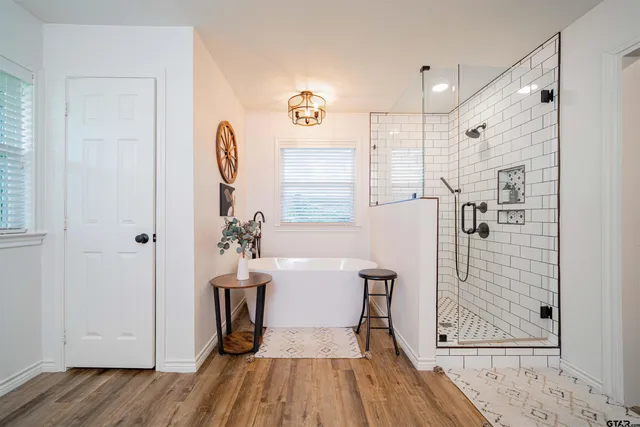 $320,000 | 400 Crestview, Hughes Springs, TX 75656