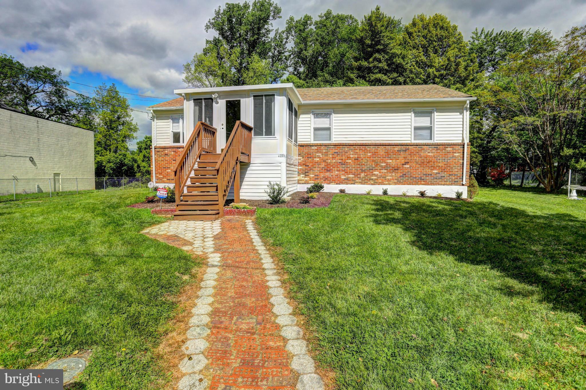 4202 Fordleigh Road Baltimore, MD 21215 - Photo 1 of 25 Exterior (Front)