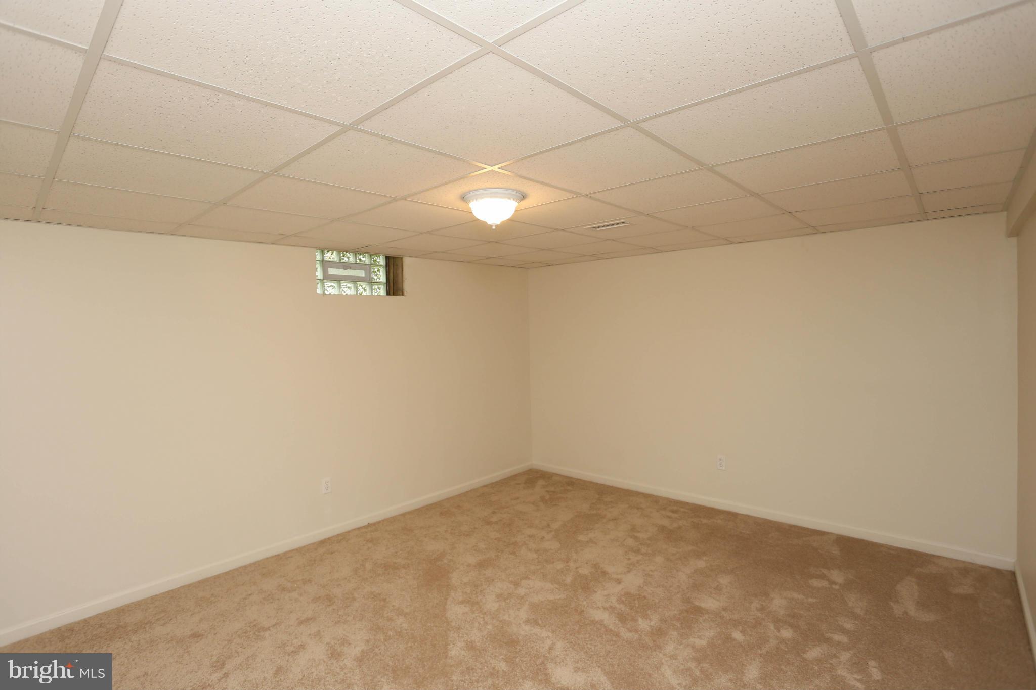 4202 Fordleigh Road Baltimore, MD 21215 - Photo 19 of 25 Bedroom