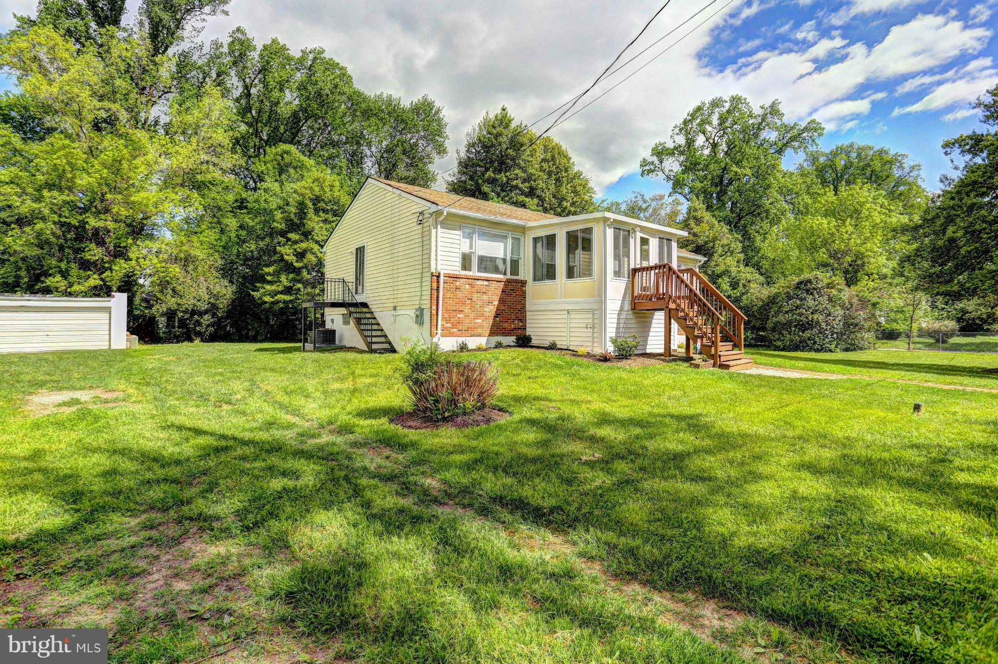4202 Fordleigh Road Baltimore, MD 21215 - Photo 3 of 25 Exterior (General)