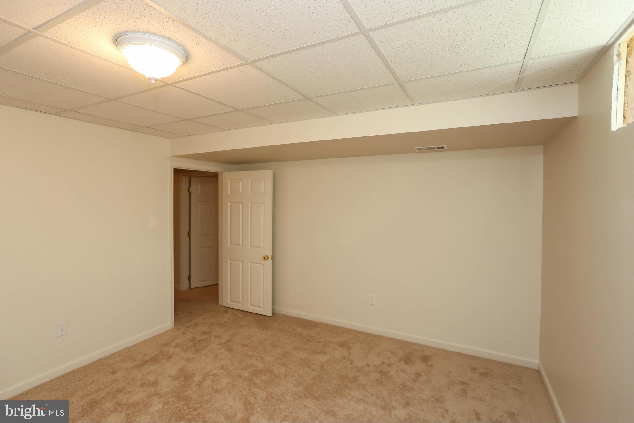 4202 Fordleigh Road Baltimore, MD 21215 - Photo 21 of 25 Bedroom