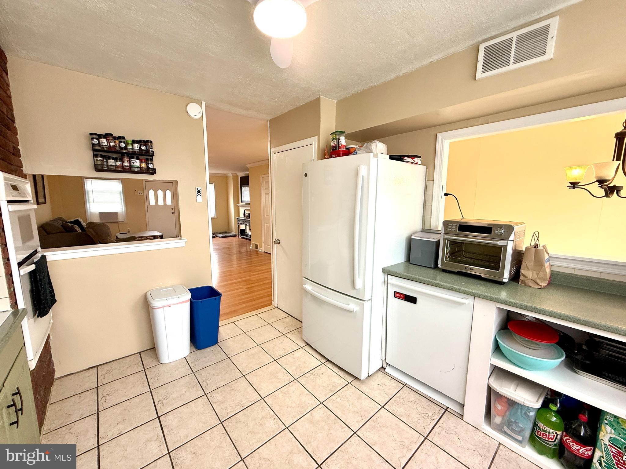 4221 Fairdale Road Philadelphia, PA 19154 - Photo 12 of 38 Gallery Image 12