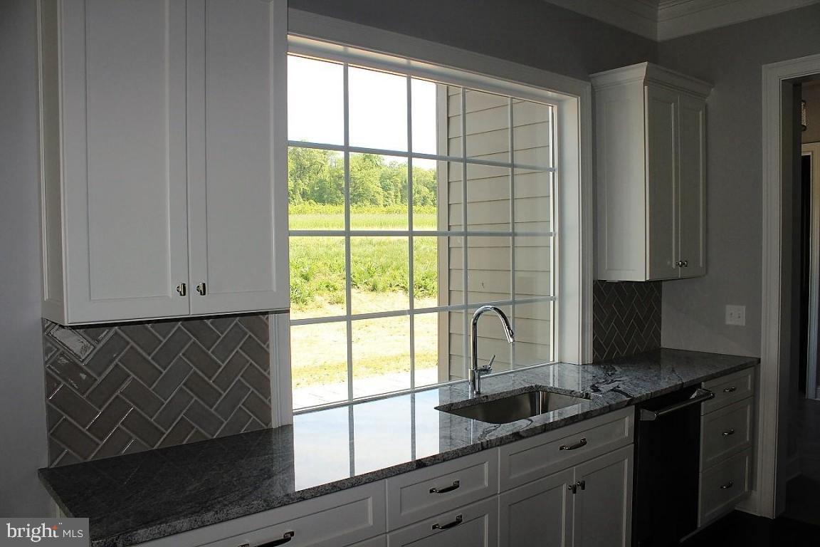 443 Delp Road, Unit 21 Lancaster, PA 17601 - Photo 8 of 26 Gallery Image 8